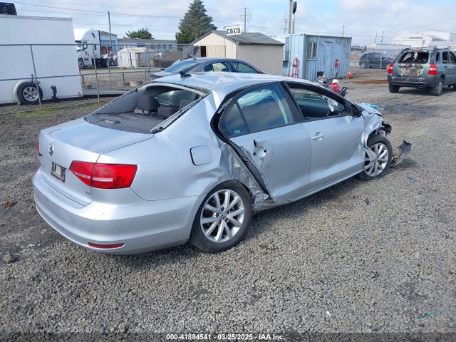 3VWD17AJ3FM297573 Volkswagen Jetta 1.8t Se
