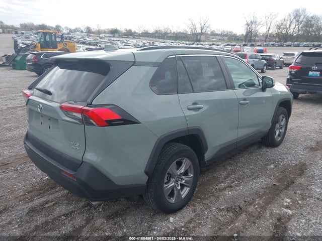 2T3P1RFV0NW270223 Toyota Rav4 Xle