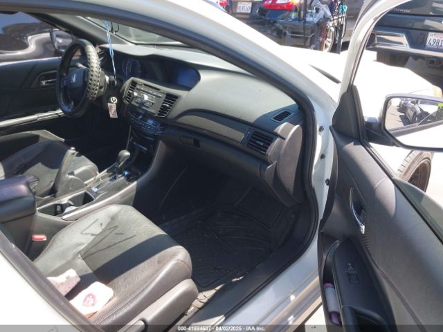 1HGCR2F14HA281113 Honda Accord Sport Se