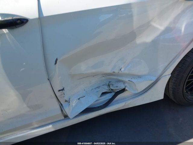 1HGCR2F14HA281113 Honda Accord Sport Se