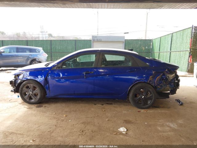 KMHLM4AG2NU314796 Hyundai ELANTRA SEL