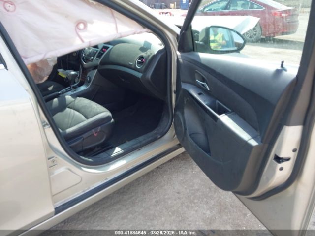 1G1PC5SBXE7269373 Chevrolet Cruze 1lt Auto