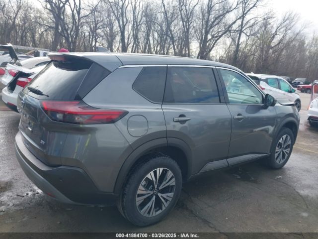 5N1AT3BA9MC728838 Nissan Rogue Sv Fwd