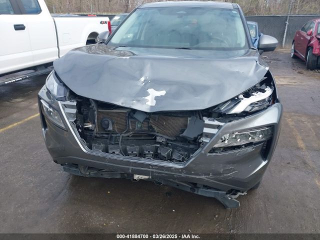 5N1AT3BA9MC728838 Nissan Rogue Sv Fwd