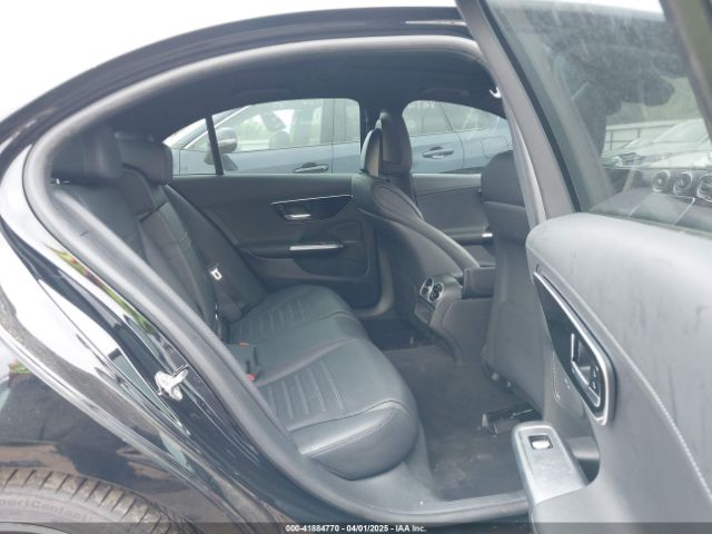 W1KAF4GB8NR046010 Mercedes-Benz C 300 Sedan