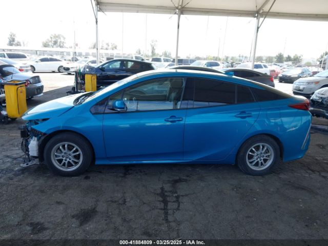 JTDKARFP9H3065163 Toyota Prius Prime Plus