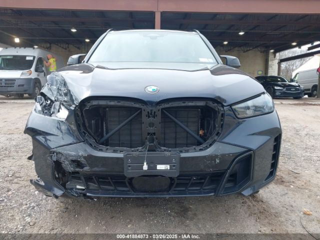 5UX33EU03R9U25618 BMW X5 M60i