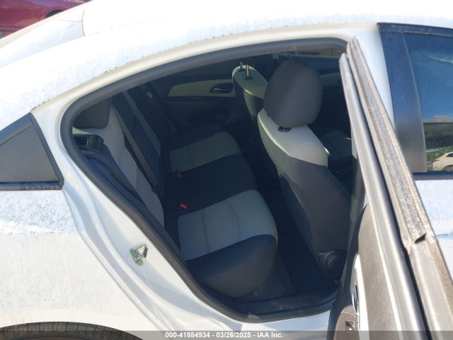1G1PA5SH1E7441333 Chevrolet Cruze Ls Auto