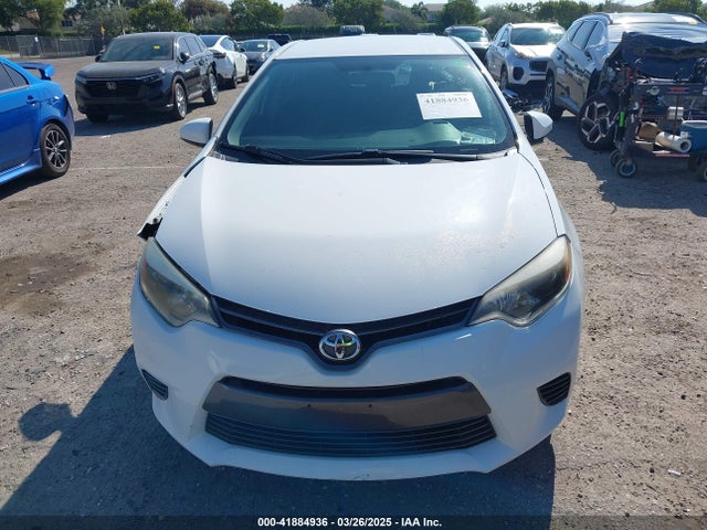 2T1BURHE1FC252615 Toyota COROLLA LE