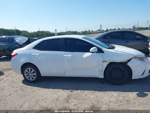 2T1BURHE1FC252615 Toyota COROLLA LE
