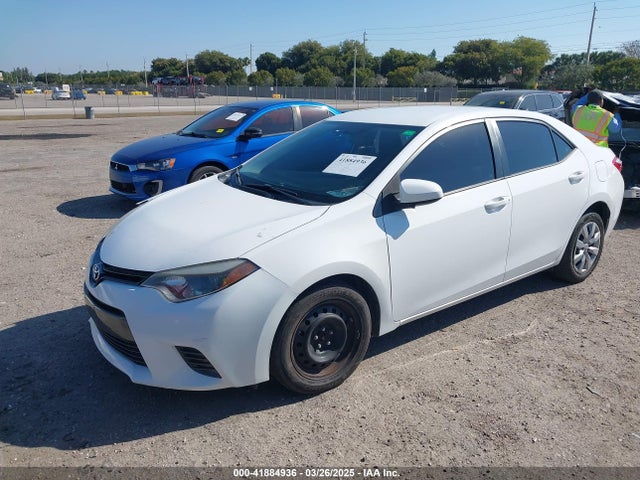 2T1BURHE1FC252615 Toyota COROLLA LE