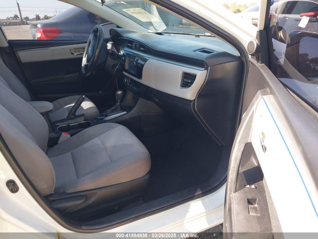 2T1BURHE1FC252615 Toyota COROLLA LE