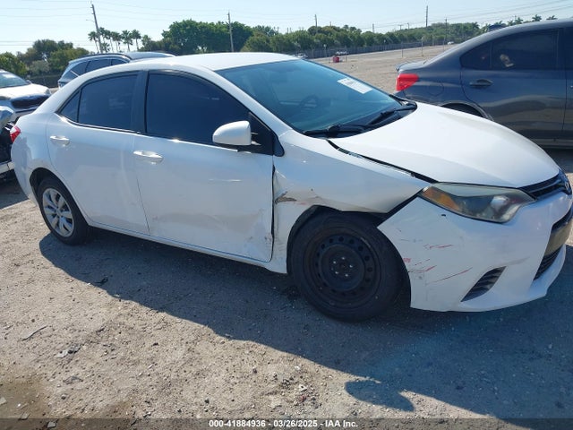 2T1BURHE1FC252615 Toyota COROLLA LE