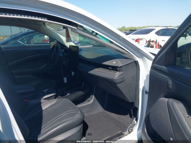 3FMTK3SU3NMA58094 Ford Mustang Mach-e Premium