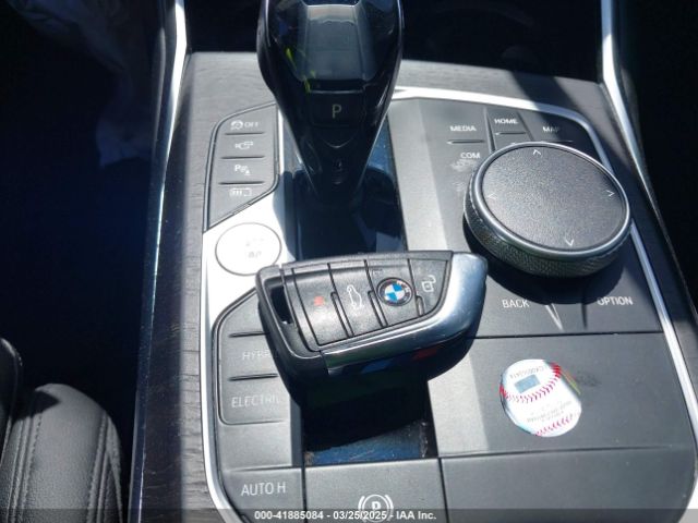 3MW5P7J06M8C15108 BMW 3 Series 330e