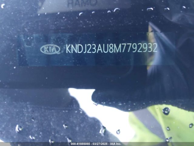 KNDJ23AU8M7792932 KIA SOUL S