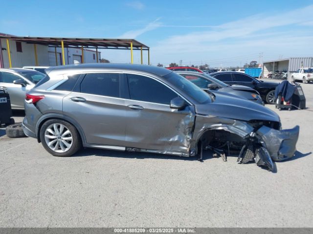 3PCAJ5M10KF121746 Infiniti Qx50 Pure