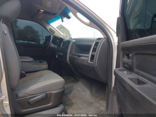 3C6UR5CL5HG745156 RAM 2500