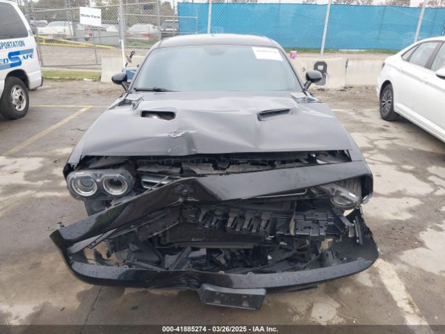 2C3CDZAG7GH202328 Dodge Challenger Sxt Plus