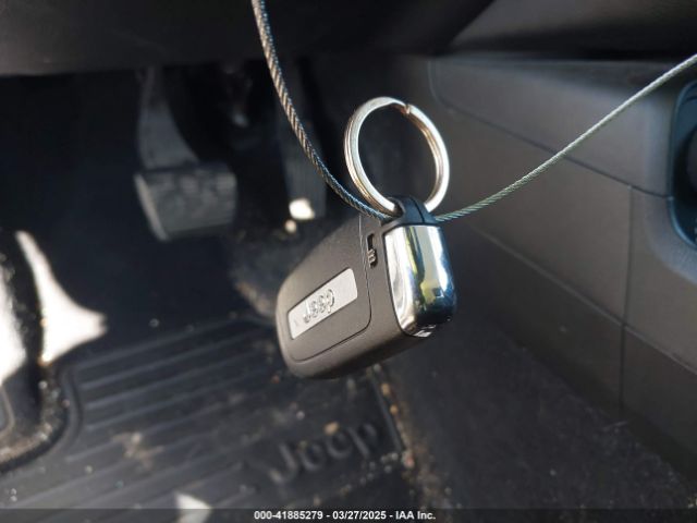 ZACCJBBT7GPE29217 Jeep Renegade Latitude
