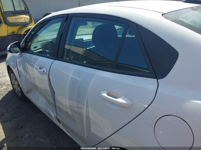 3KPA24AD4PE573279 KIA RIO LX