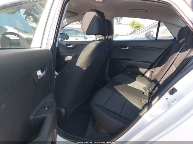 3KPA24AD4PE573279 KIA RIO LX