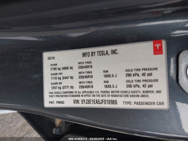 2018 TESLA MODEL 3 5YJ3E1EA5JF018986 Photo 8