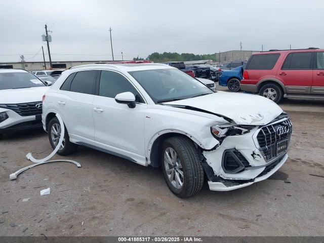 2023 AUDI Q3 WA1DECF36P1021746 Photo 0