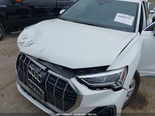 2023 AUDI Q3 WA1DECF36P1021746 Photo 5