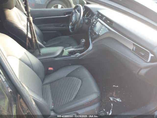 4T1M11AK8LU388642 Toyota CAMRY SE