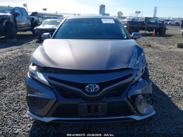 4T1K31AK7NU586844 Toyota Camry Xse Hybrid
