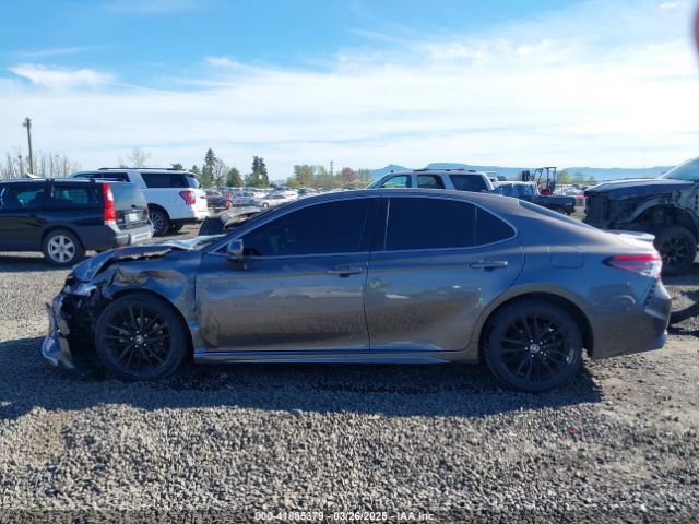 4T1K31AK7NU586844 Toyota Camry Xse Hybrid