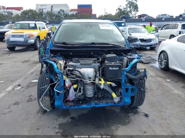 2T3ZFREV2HW394624 Toyota RAV4 LE