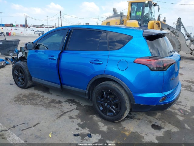 2T3ZFREV2HW394624 Toyota RAV4 LE