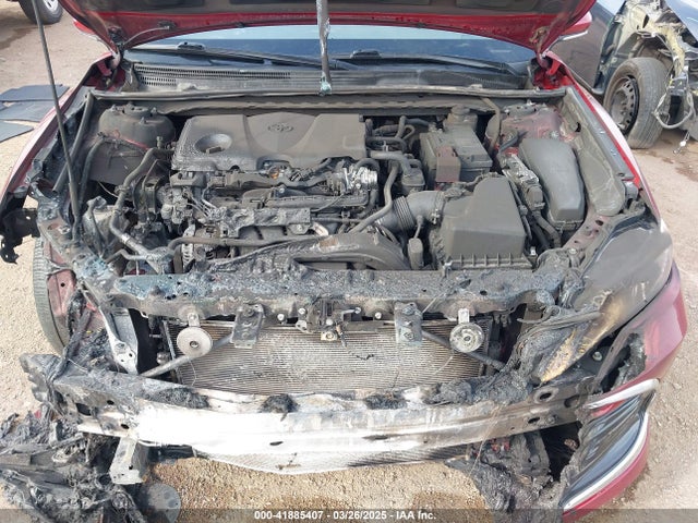 4T1F11AK1NU007421 Toyota CAMRY XLE