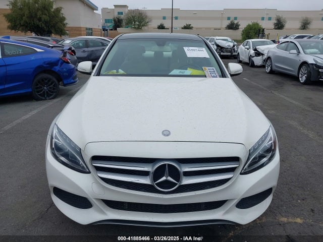 55SWF4JB8FU070564 Mercedes-Benz C-Class