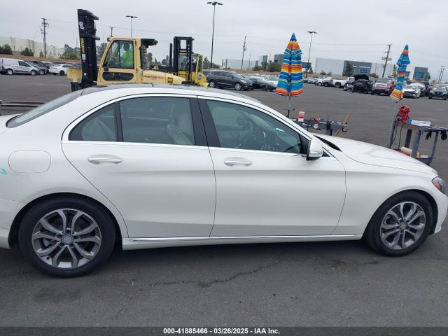 55SWF4JB8FU070564 Mercedes-Benz C-Class