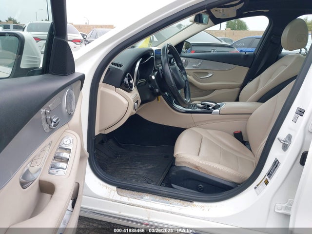 55SWF4JB8FU070564 Mercedes-Benz C-Class
