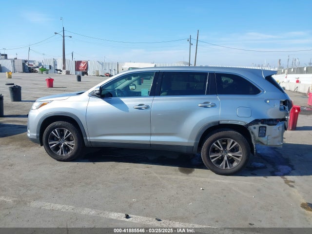 5TDZZRFH1KS347352 Toyota Highlander Le
