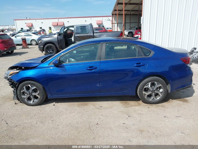 3KPF24AD0KE008168 KIA Forte Lxs