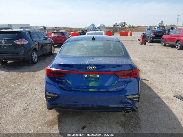 3KPF24AD0KE008168 KIA Forte Lxs