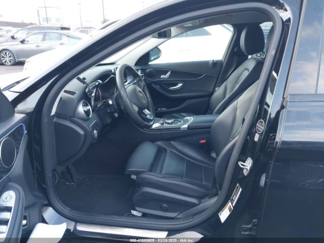 55SWF4JB0HU230004 Mercedes-Benz C 300 Luxury/sport
