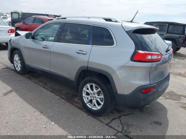1C4PJLCB8GW190809 Jeep Cherokee Latitude