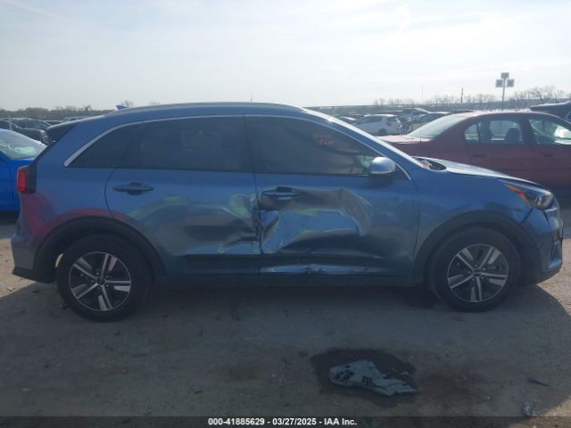 KNDCE3LC3N5498243 KIA Niro Ex Premium