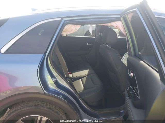 KNDCE3LC3N5498243 KIA Niro Ex Premium