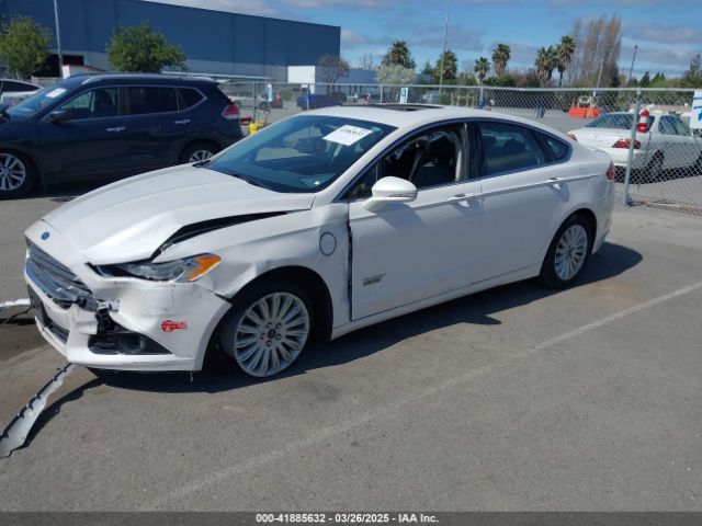 3FA6P0SU5ER317355 Ford Fusion Energi Titanium