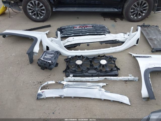 3GTPHGEDXNG686286 GMC Sierra 1500 2wd  Short Box Denali