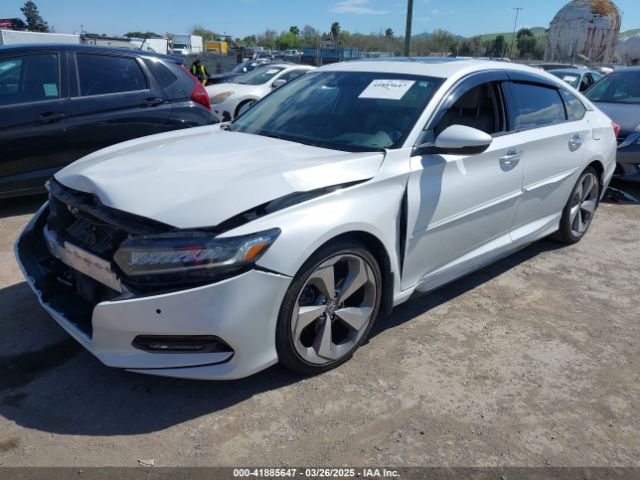 1HGCV2F97JA035261 Honda Accord Touring 2.0t