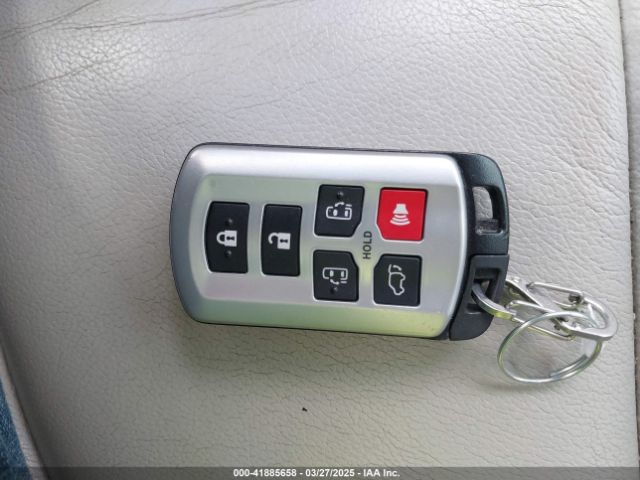 2014 TOYOTA SIENNA 5TDDK3DC7ES088938 Photo 10