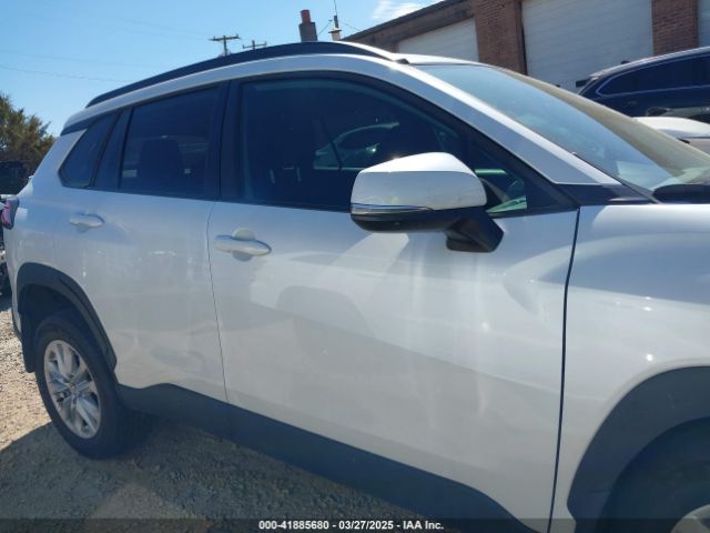 7MUCAAAG1RV084549 Toyota Corolla Cross Le